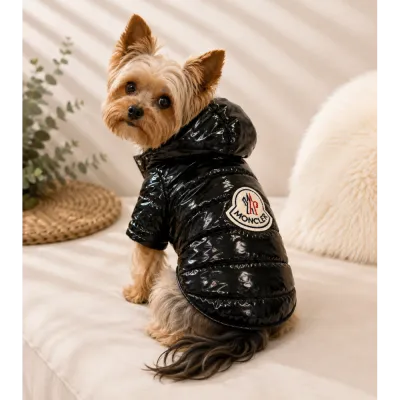 Зимова куртка для собак MONCLER на пуху з капюшоном, чорна