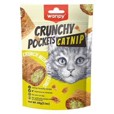 Ласощі для котов хрустящие подушечки с курицей и кошачьей мятой Wanpy Crunchy Pockets